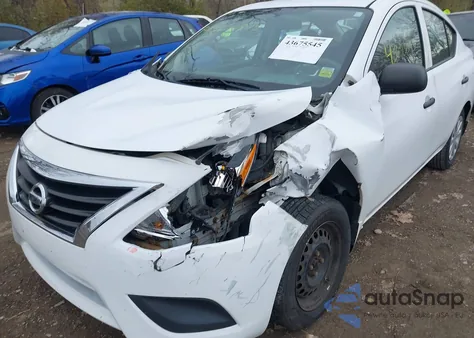 2015 Nissan Versa 1.6 S из США, поврежденный, VIN 3N1CN7AP4FL865233